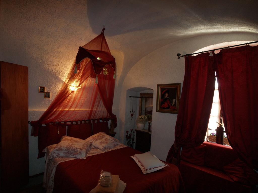Le Petit Chateau Bed & Breakfast Долчеакуа Стая снимка