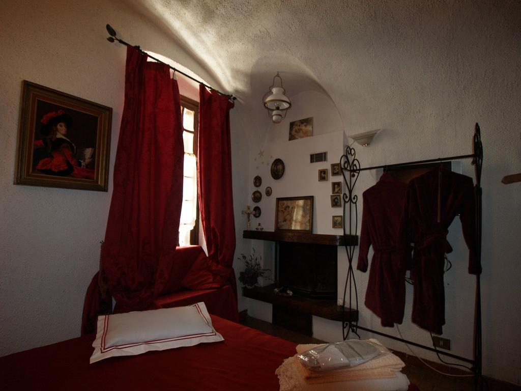 Le Petit Chateau Bed & Breakfast Долчеакуа Стая снимка