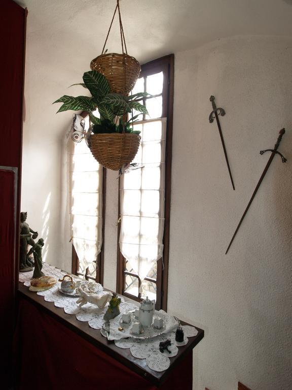 Le Petit Chateau Bed & Breakfast Долчеакуа Екстериор снимка