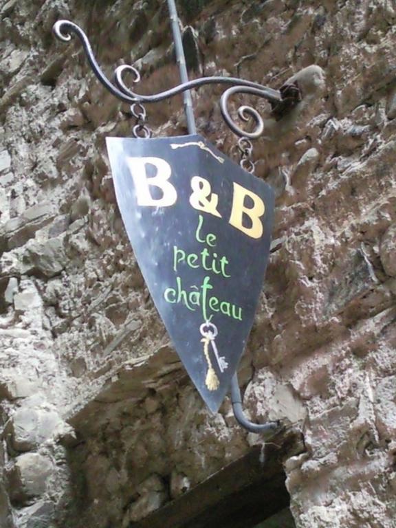 Le Petit Chateau Bed & Breakfast Долчеакуа Екстериор снимка